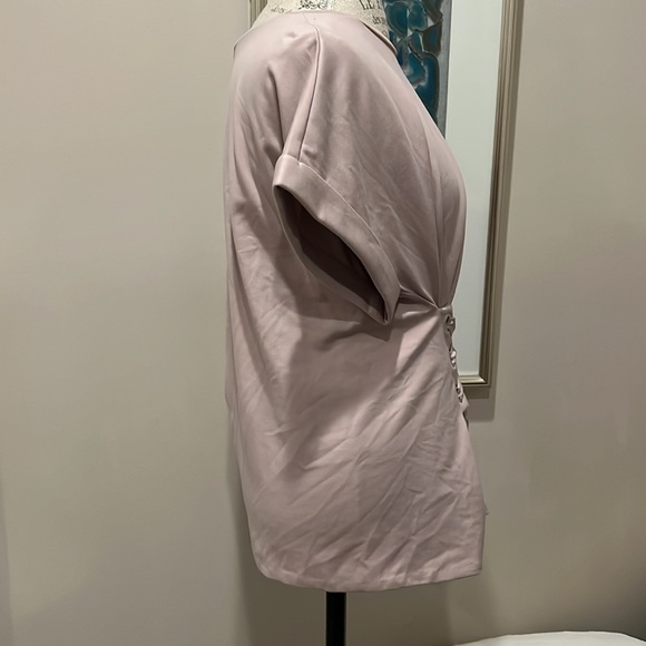 Express Top - Picture 3 of 6